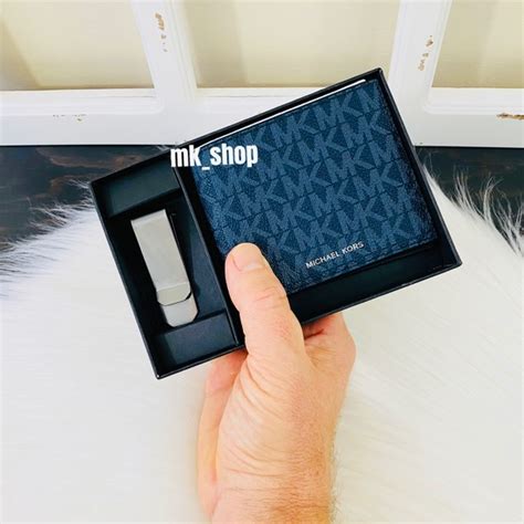 michael kors money clips|michael kors slim billfold wallet.